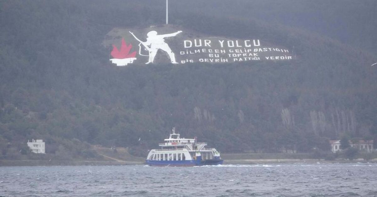Feribot seferlerine fırtına engeli