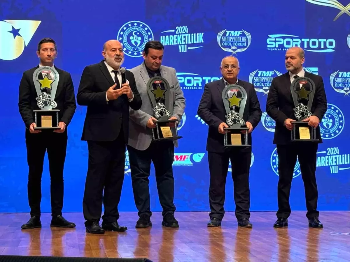 İHA Spor Servisi, Türkiye Motosiklet Federasyonu Ödül Töreni’nde Basın Destek Ödülünü Aldı