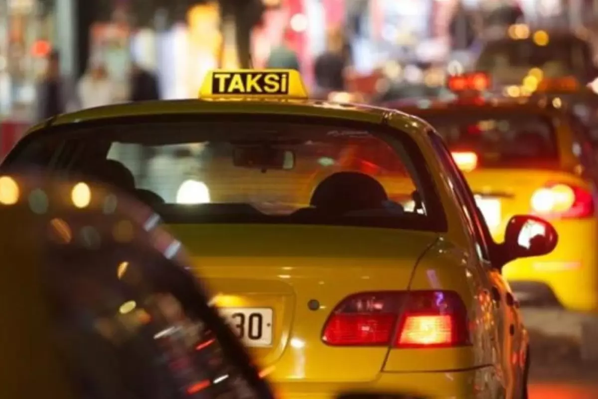 İmamoğlu duyurdu: İstanbul’da taksiler artık böyle görünecek