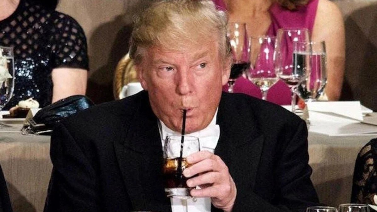 Donald Trump’ın fast food bağımlılığı: Diyet kola düğmesi yeniden masada