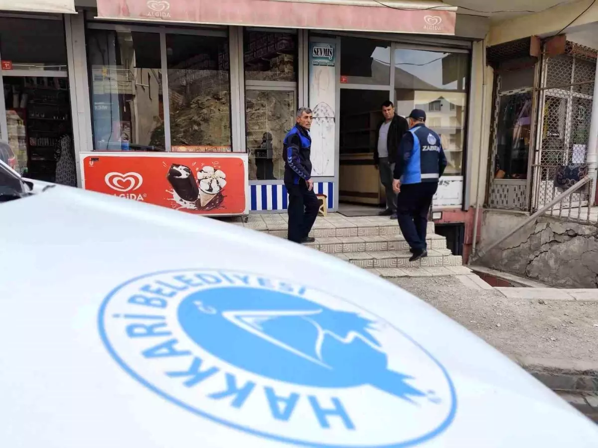 Hakkari’de Zabıta Ekiplerinden Bayram Denetimi